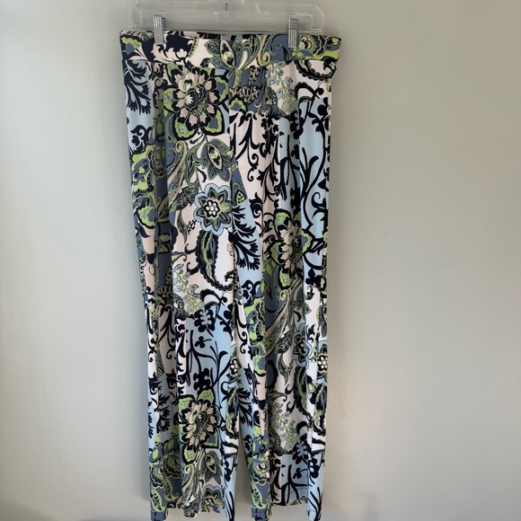 Chico's 1 pull on wide leg stretchy pants boho floral paisley - Picture 9 of 11